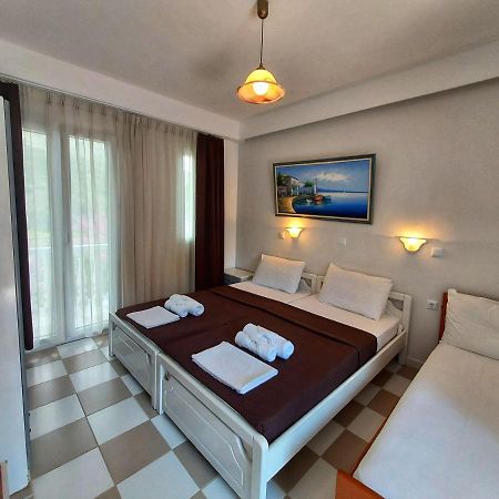 Calma Studios Parga Luaran gambar