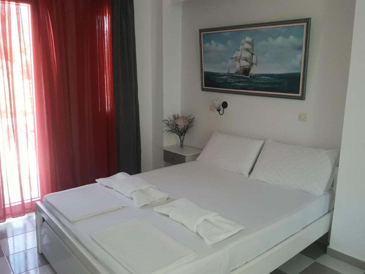 Calma Studios Parga Luaran gambar