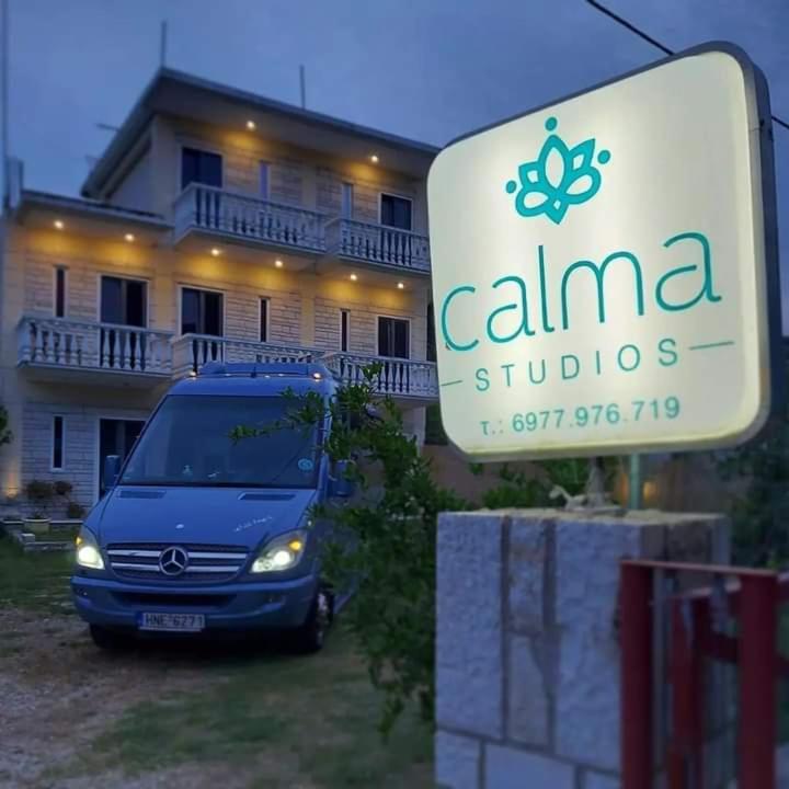 Calma Studios Parga Luaran gambar